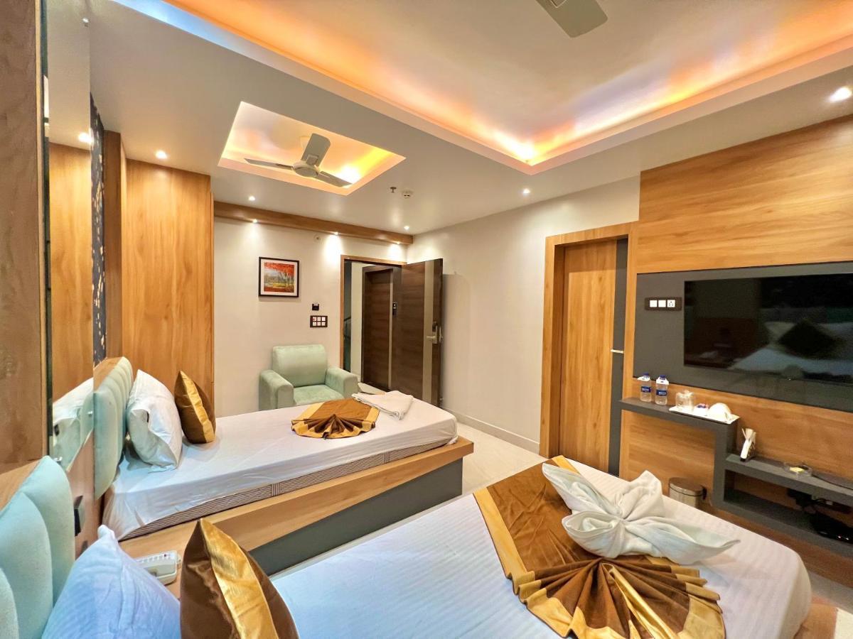 The Magnum Deoghar Exterior foto